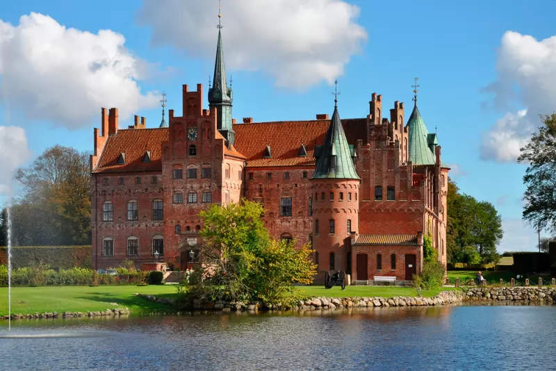 tabe fordelagtige Bliver værre All you need to know about the Egeskov Castle - Wanted in Europe